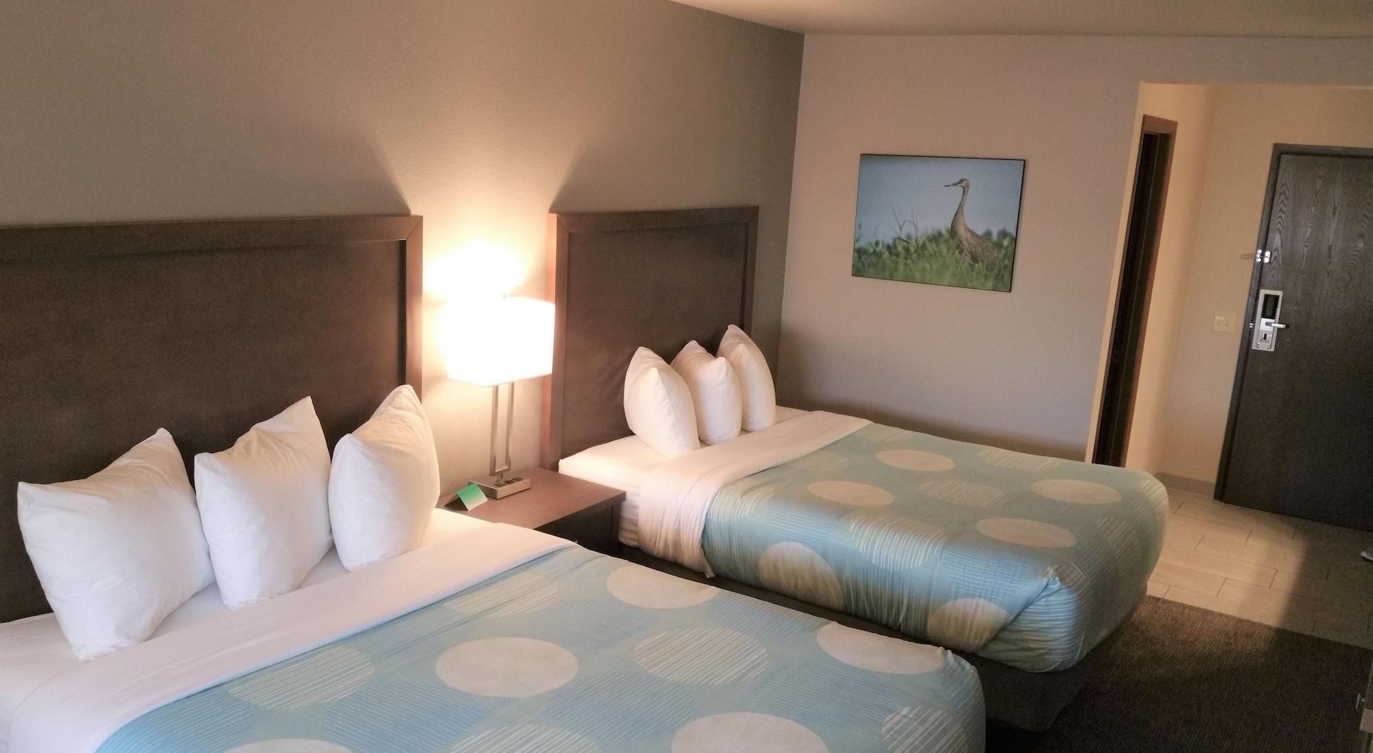 Baymont By Wyndham Monte Vista Hotel Exterior photo