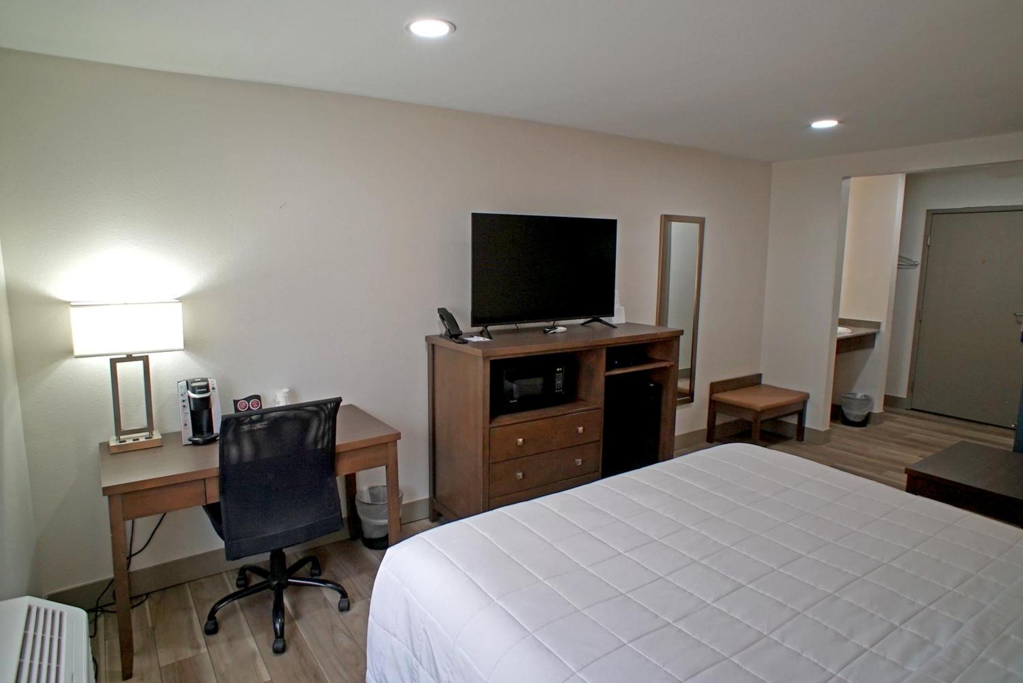 Baymont By Wyndham Monte Vista Hotel Room photo