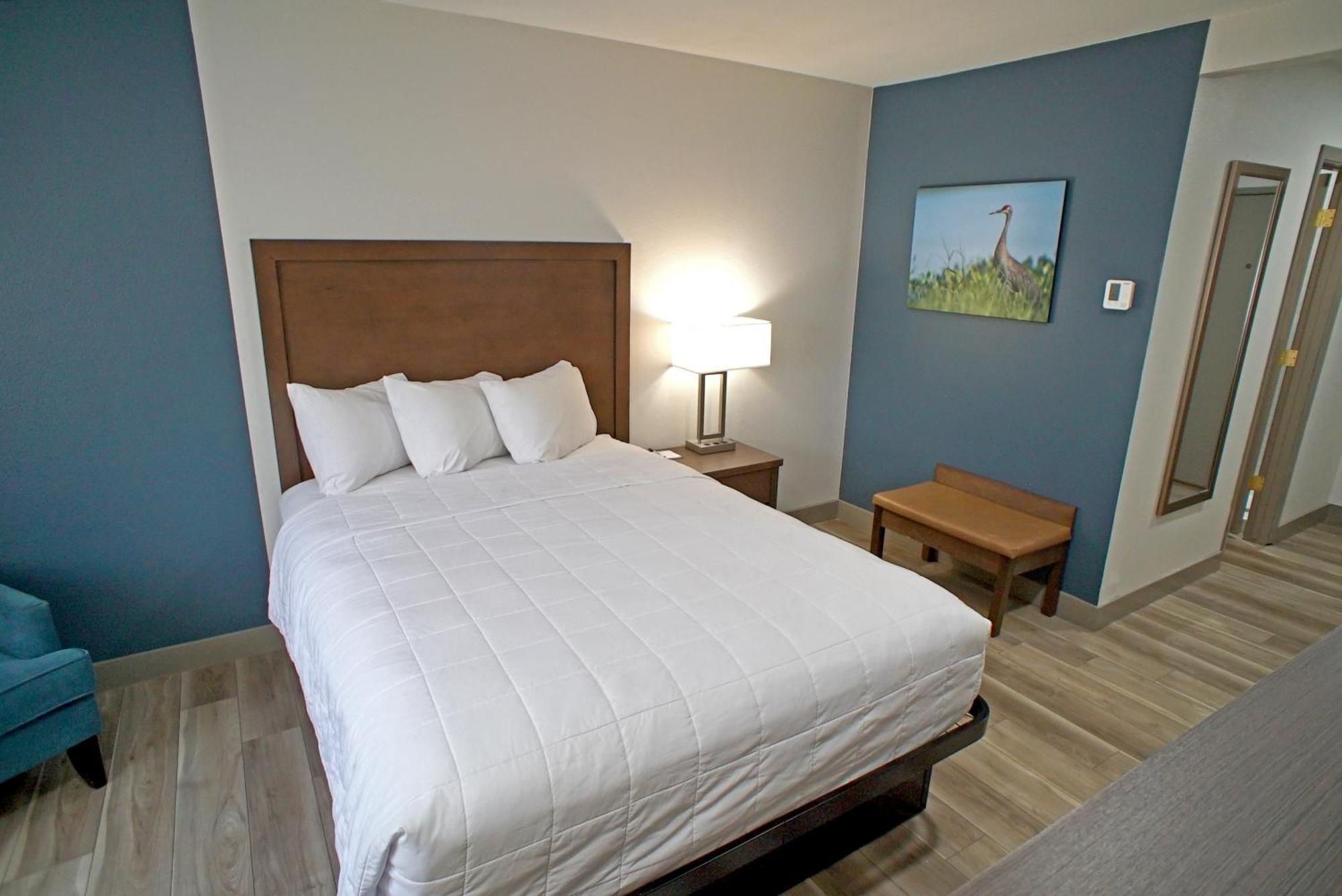 Baymont By Wyndham Monte Vista Hotel Room photo